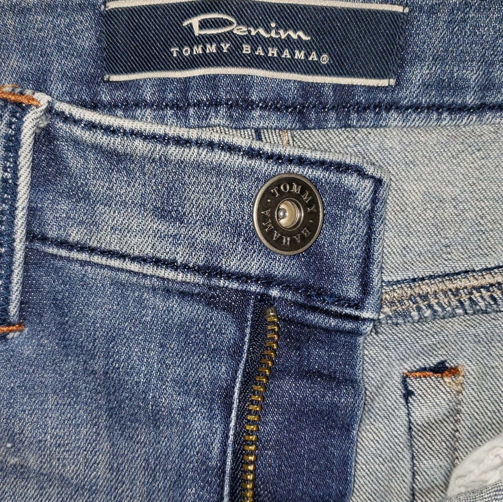 Tommy Bahama Jeans